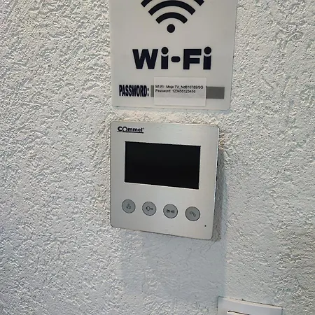 Apartman Space *
